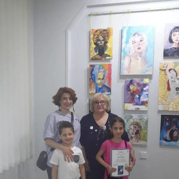 გამოფენა კონკურსი “9 მუზა”